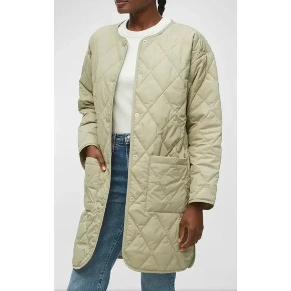 Michael Stars NWT’s Sonnet Snap frontquilted coat. Size 1X